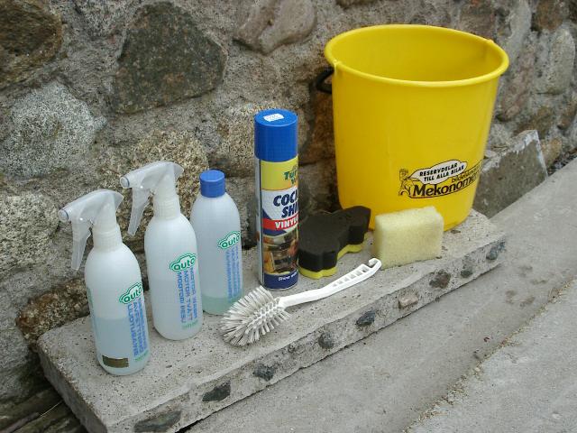 Alla hjälpmedel för motortvätt