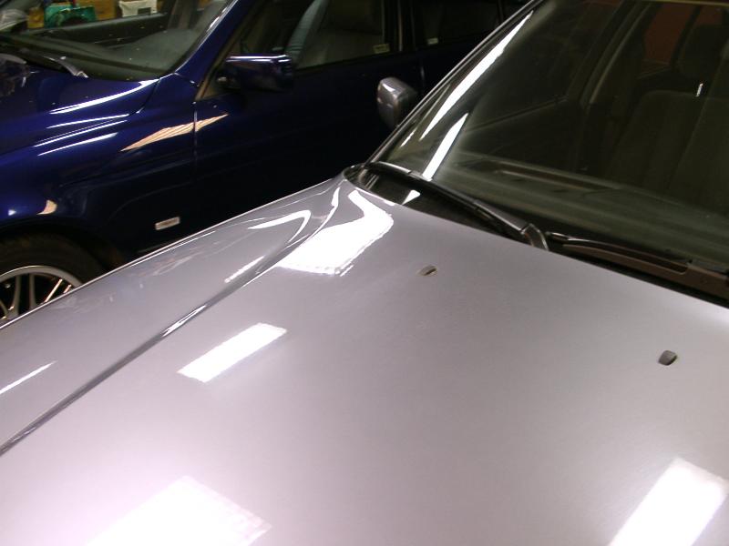 Provpolering av motorhuven