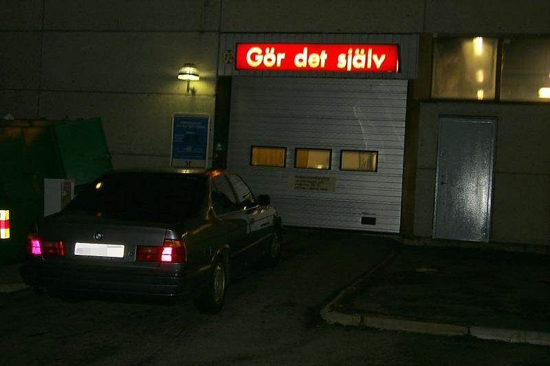 Bilen inne i GDS-hallen