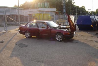 BMW 525 -92