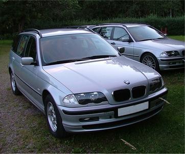 Bilen som den såg ut strax efter att jag köpt den sommaren 2004.
