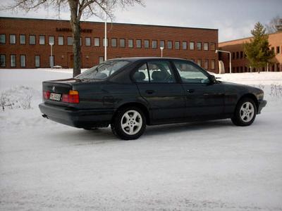 Snett bakifrån!