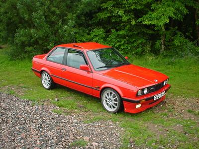 BMW 318 is -90