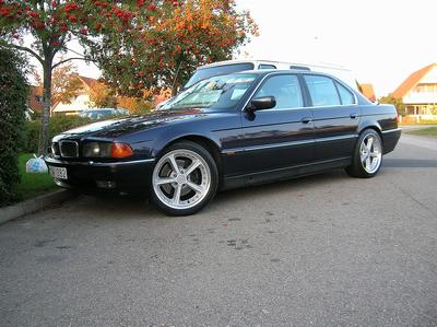 BMW 750 IA -95