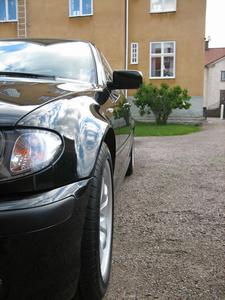BMW 320i -03
