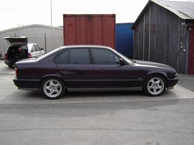 BMW M5 -92