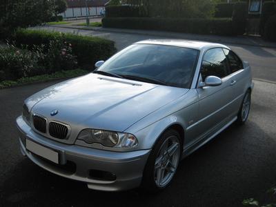 BMW 330Ci -01