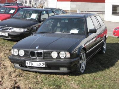 BMW 525 Touring -93