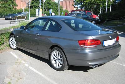 BMW 320i -07
