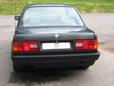 Nya nummerskyltar..... och bortplockad dragkrok.