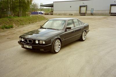BMW 530 IA -94