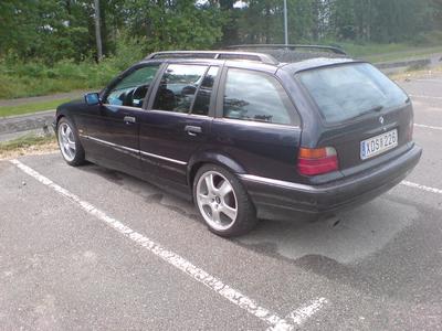 BMW 320 -98