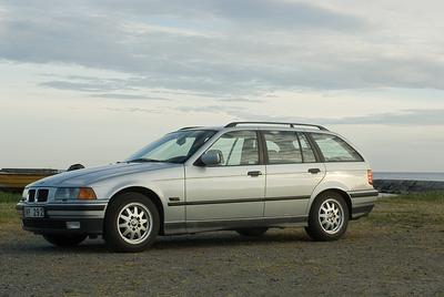 BMW 323i Touring -96