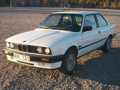 BMW 318iS -88