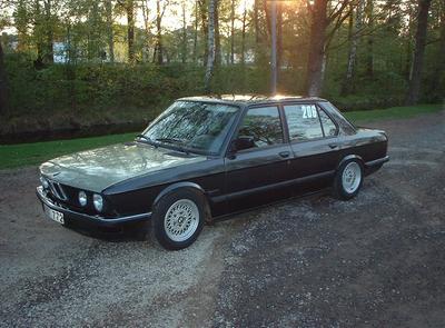 BMW 518iS -88