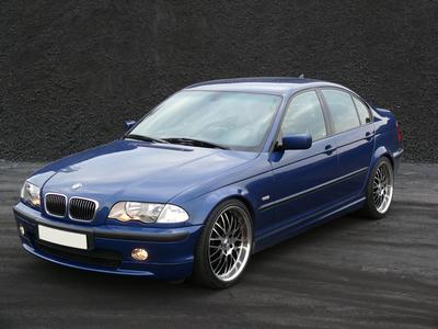 BMW 330iM -01