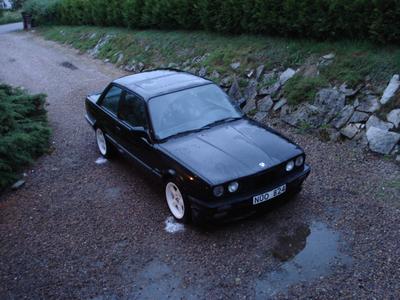 BMW 320 -88