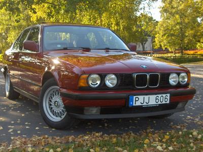 BMW 520ia -92