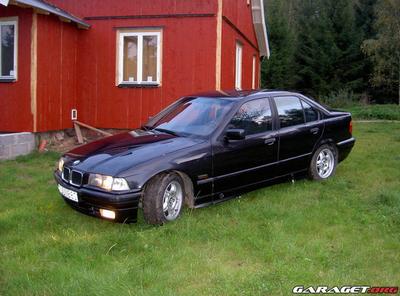 BMW 320i -92