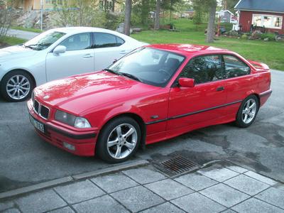 BMW 318is -92
