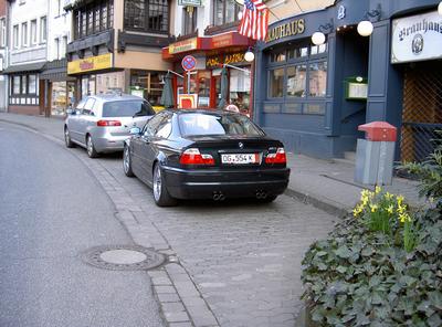 En bild ifrån Tyskland...  
När jag hämtade bilen.