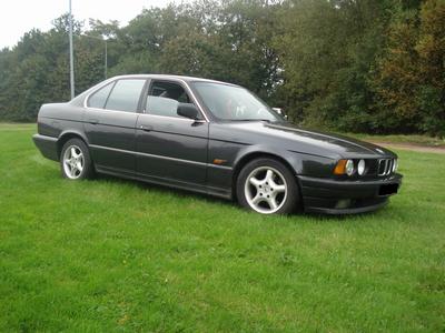 BMW 525 -90