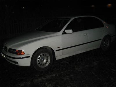 BMW 523i -97