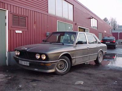 BMW 528i -79