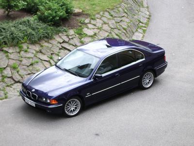 BMW 528iA -98