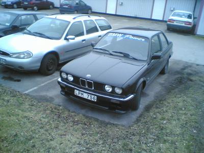 BMW 318 , 323 motor -84