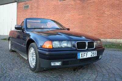 BMW 320 Cabrio -95