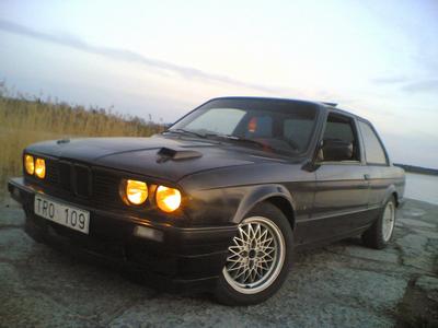 BMW 320  med 323 motor -86