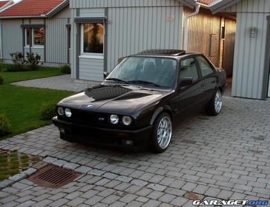BMW 318is -90