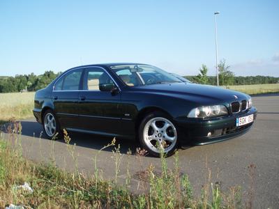 BMW 528 -00