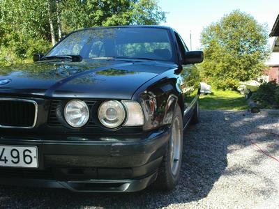 BMW 540ia -93