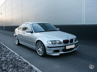 BMW 330 -02