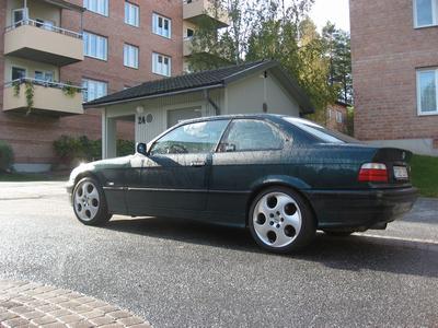 BMW 318is -94