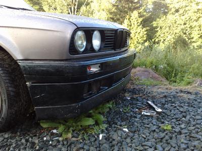 BMW 325 -89