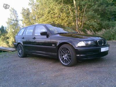 BMW 318i Touring -01