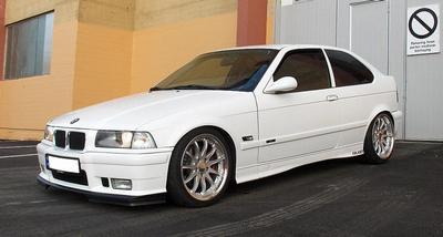 BMW M3 Compact -95