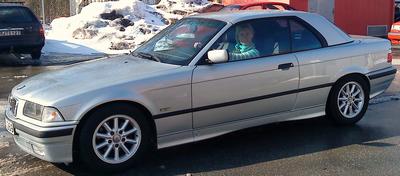 BMW 320i -97