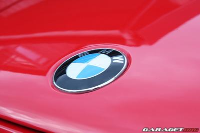 Fire Glaze + En Hellrot Bmw = Så rätt!
http://www.garaget.org/?car=117313