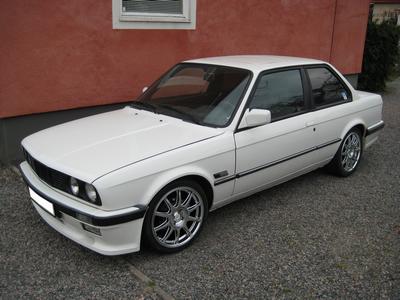 BMW 325 -87