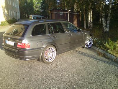 BMW 330 -02
