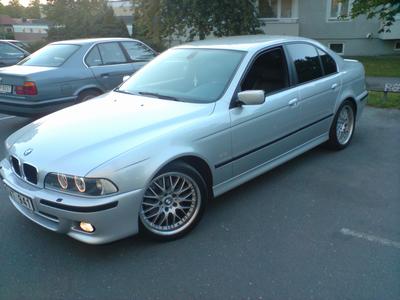 BMW 530 -02