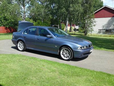 BMW 525i -01