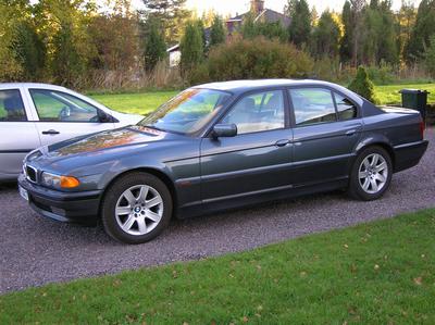 BMW 740ia -99