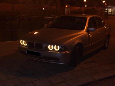 BMW 523i -03