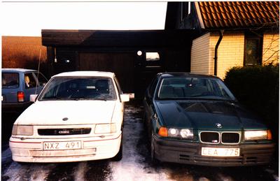 Till vänster min samlings svarta får... Den enda bilen jag har ägt som inte har varit en BMW!