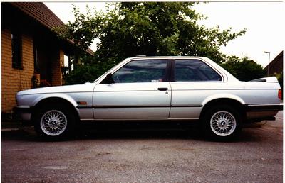 BMW 320 -85